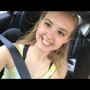 Meet your Posher, Alyssa